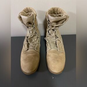 Belleville Mens Military Combat Boots Sz 10.5R Work boot Steel Toe